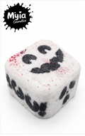 Boo Crew Ghost Halloween bath bomb by Myia Cosmetics